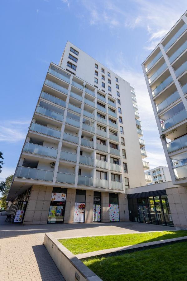 Osiedle Intenso Warszawa Wola By Noclegi Renters Εξωτερικό φωτογραφία